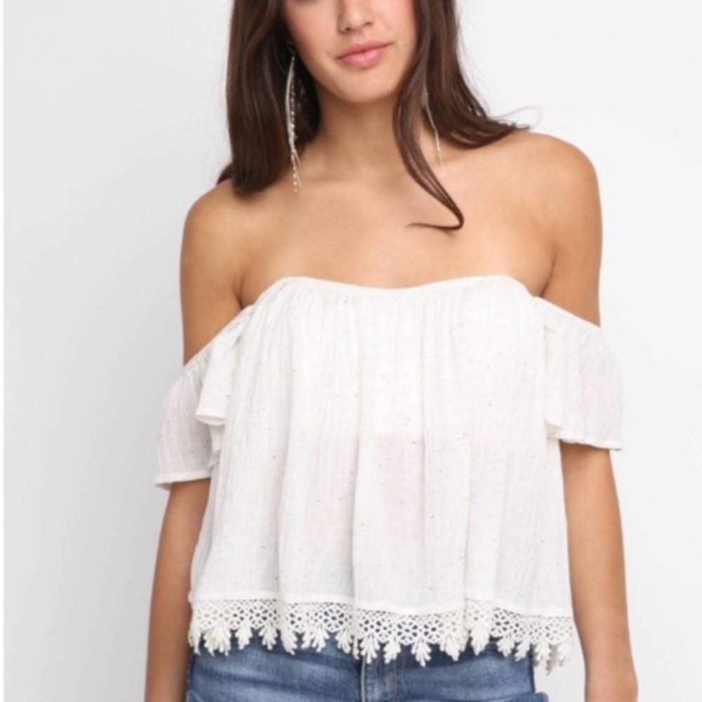Tularosa NWT Off the Shoulder White Top